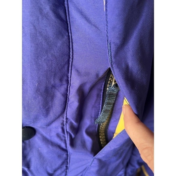 Vintage Mountain Goat Puffer Jacket Coat Blue size Medium - Picture 4 of 8